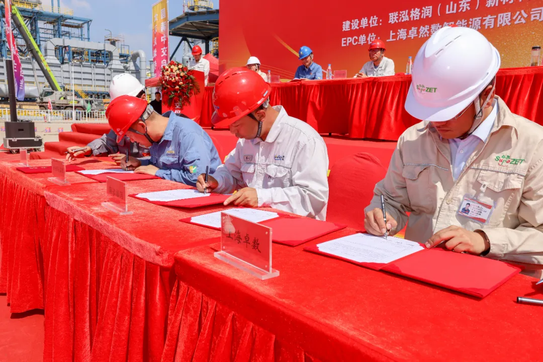 满堂彩股份总承包联泓格润24万吨/年聚醚多元醇项目圆满中交